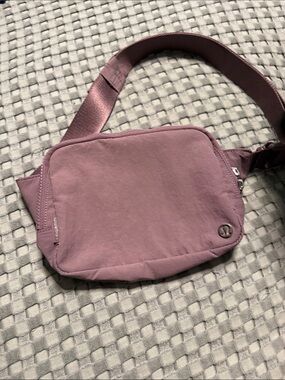 Lemon Dusty Rose Crossbody Belt Bag